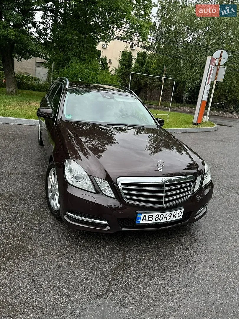 2011 Mercedes-Benz E-klasse - мініатюра 4