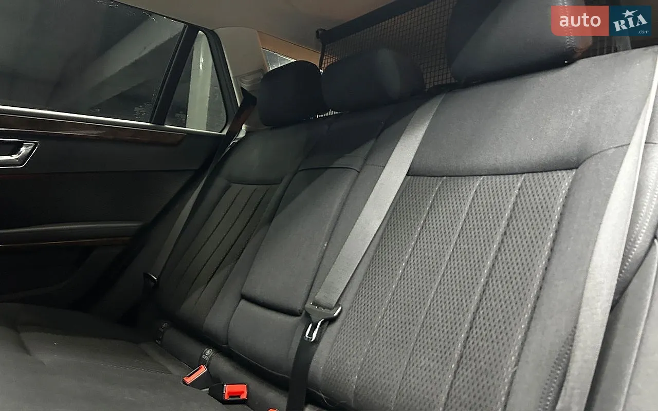 2010 Mercedes-Benz E-klasse - мініатюра 21