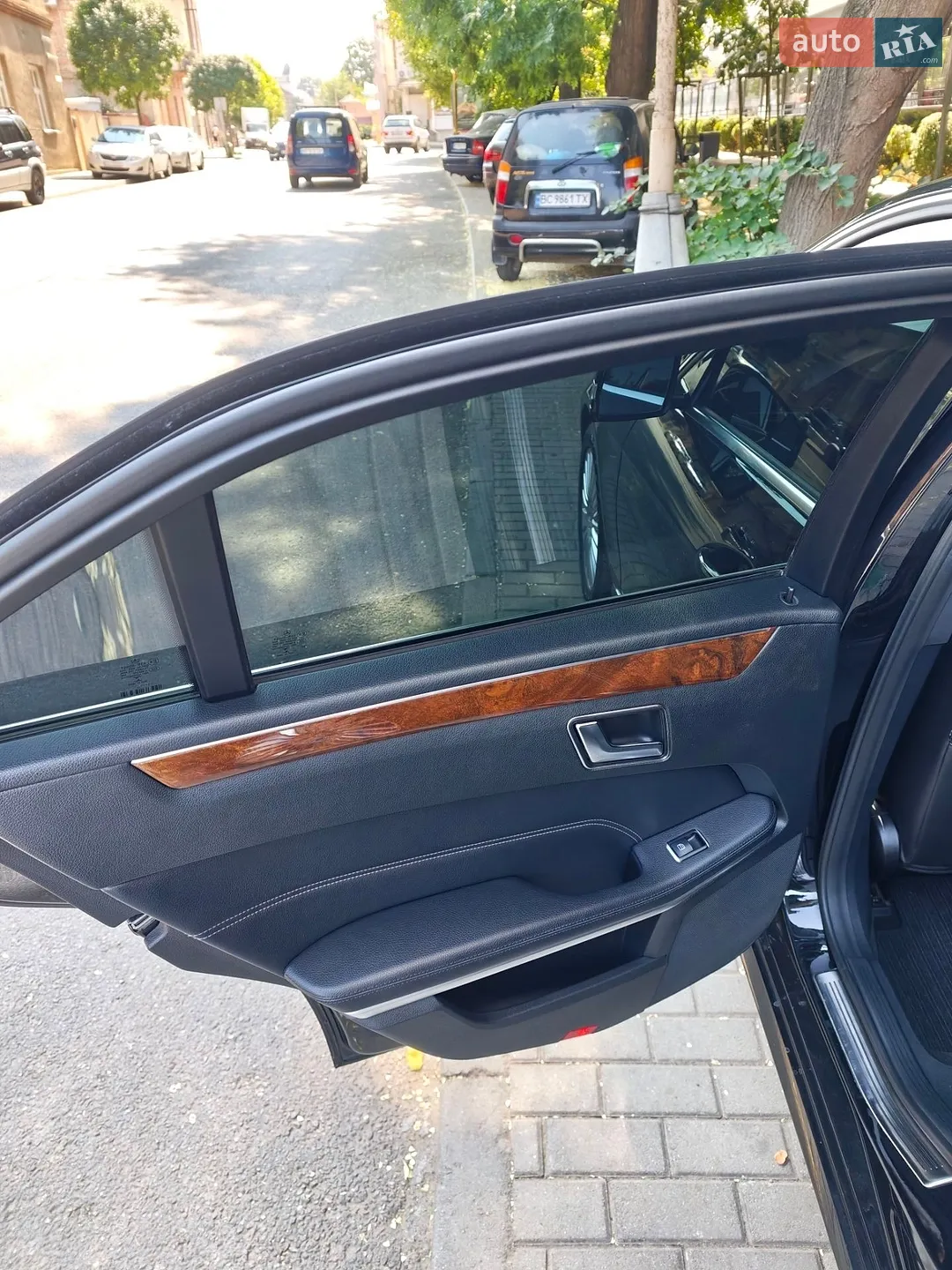 2014 Mercedes-Benz E-klasse - мініатюра 31