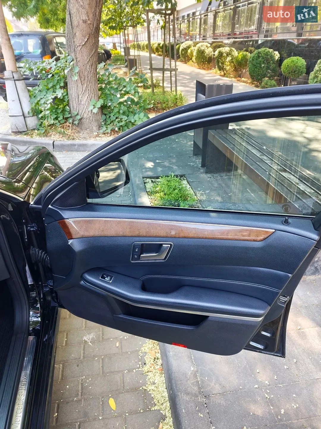 2014 Mercedes-Benz E-klasse - мініатюра 32