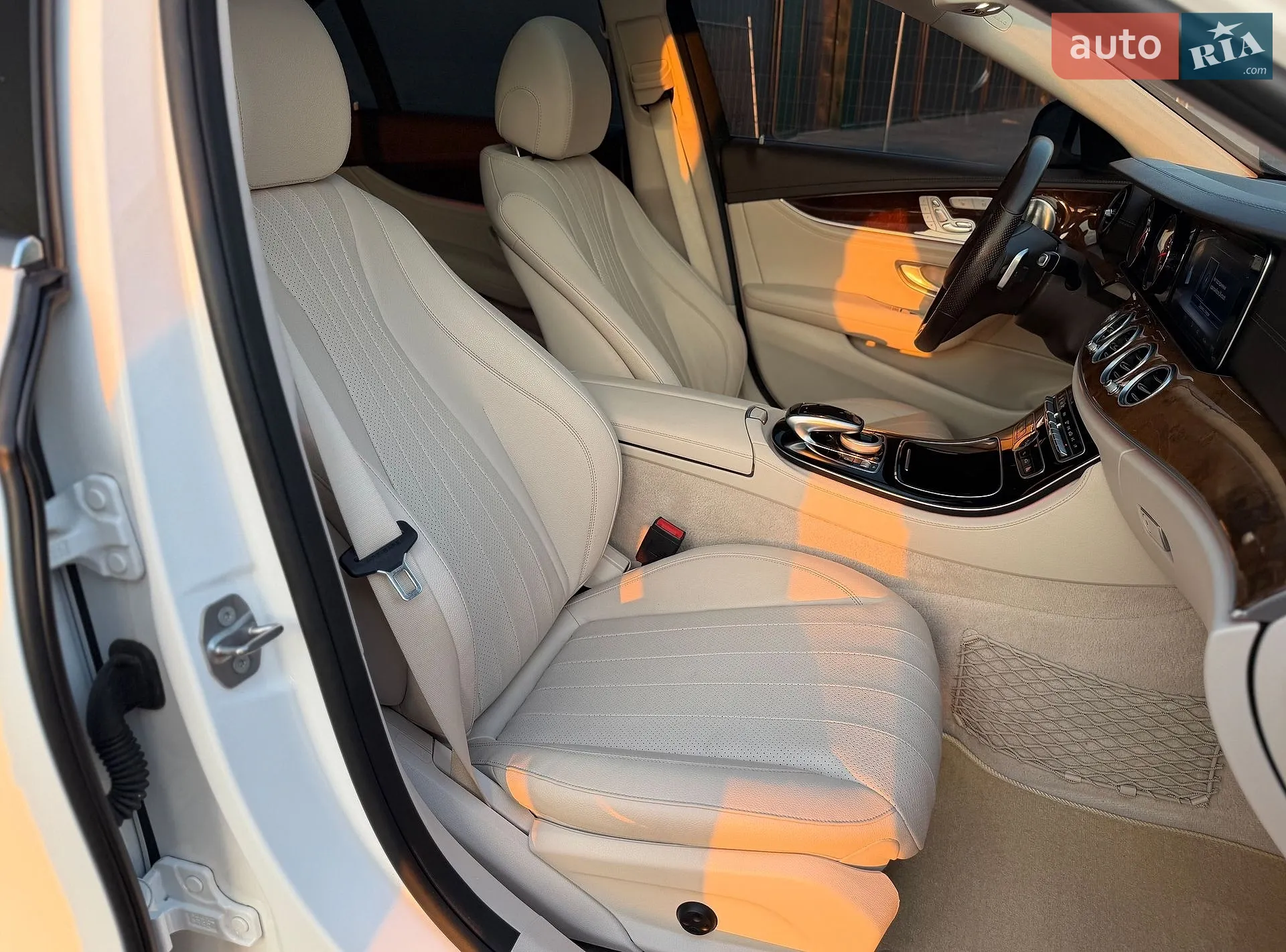 2016 Mercedes-Benz E-klasse - мініатюра 43