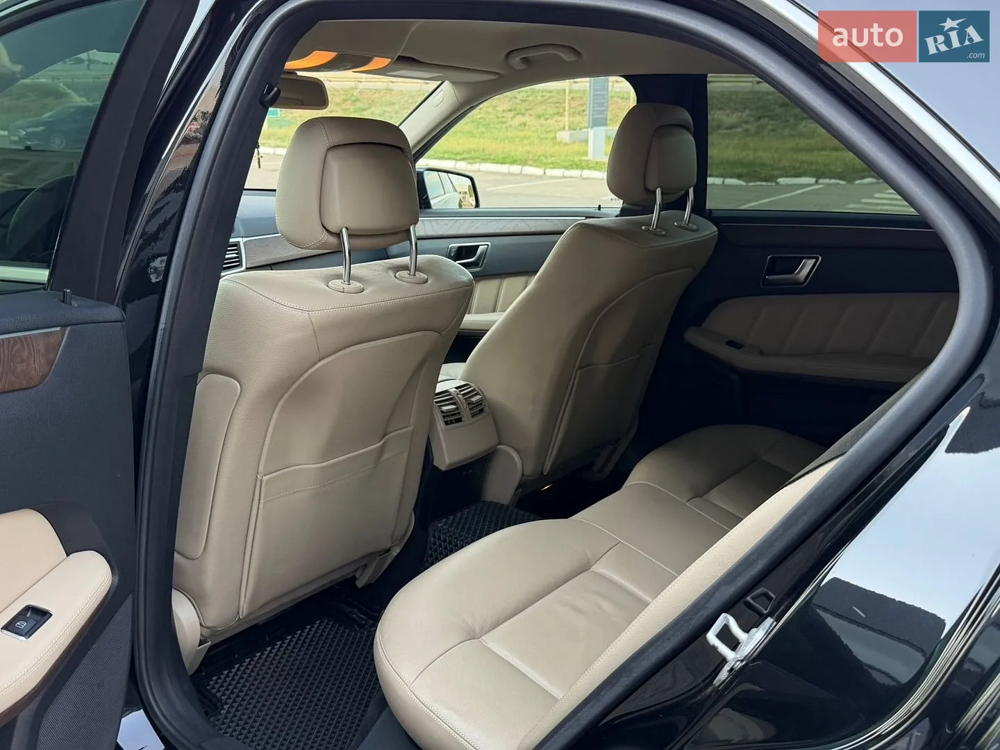 2013 Mercedes-Benz E-klasse - мініатюра 25