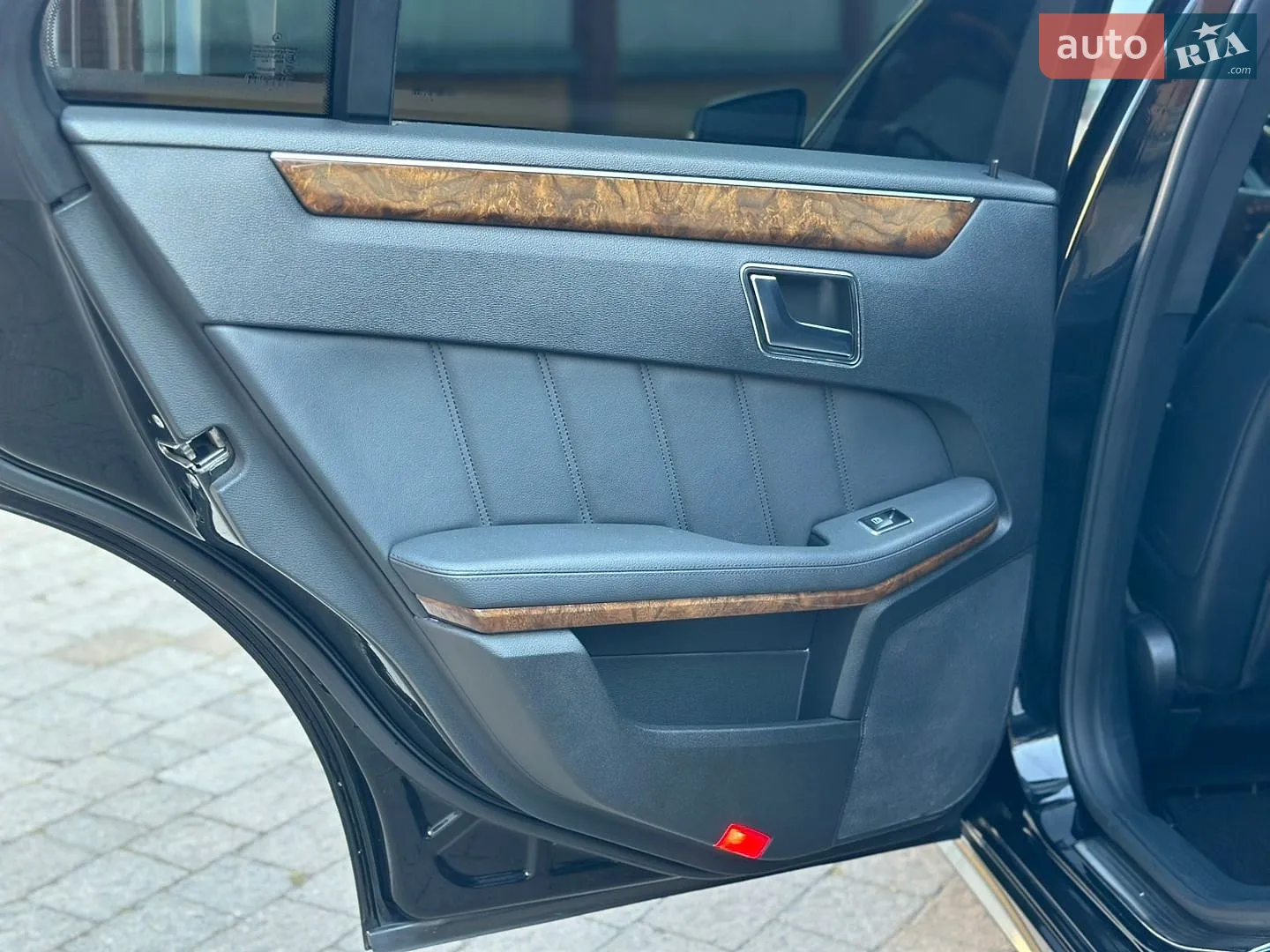 2010 Mercedes-Benz E-klasse - мініатюра 22
