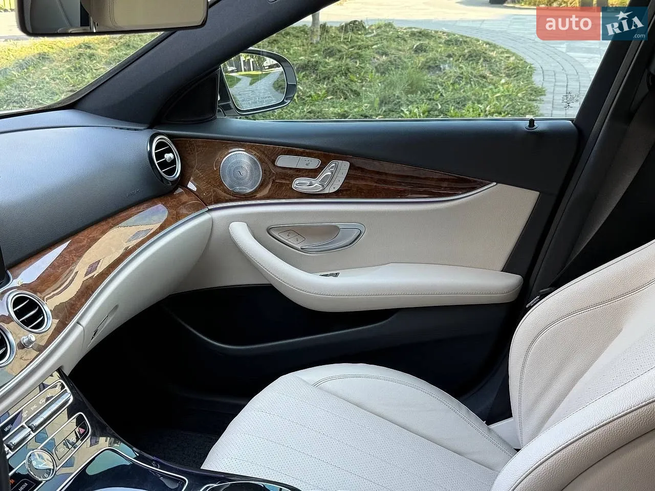 2016 Mercedes-Benz E-klasse - мініатюра 11