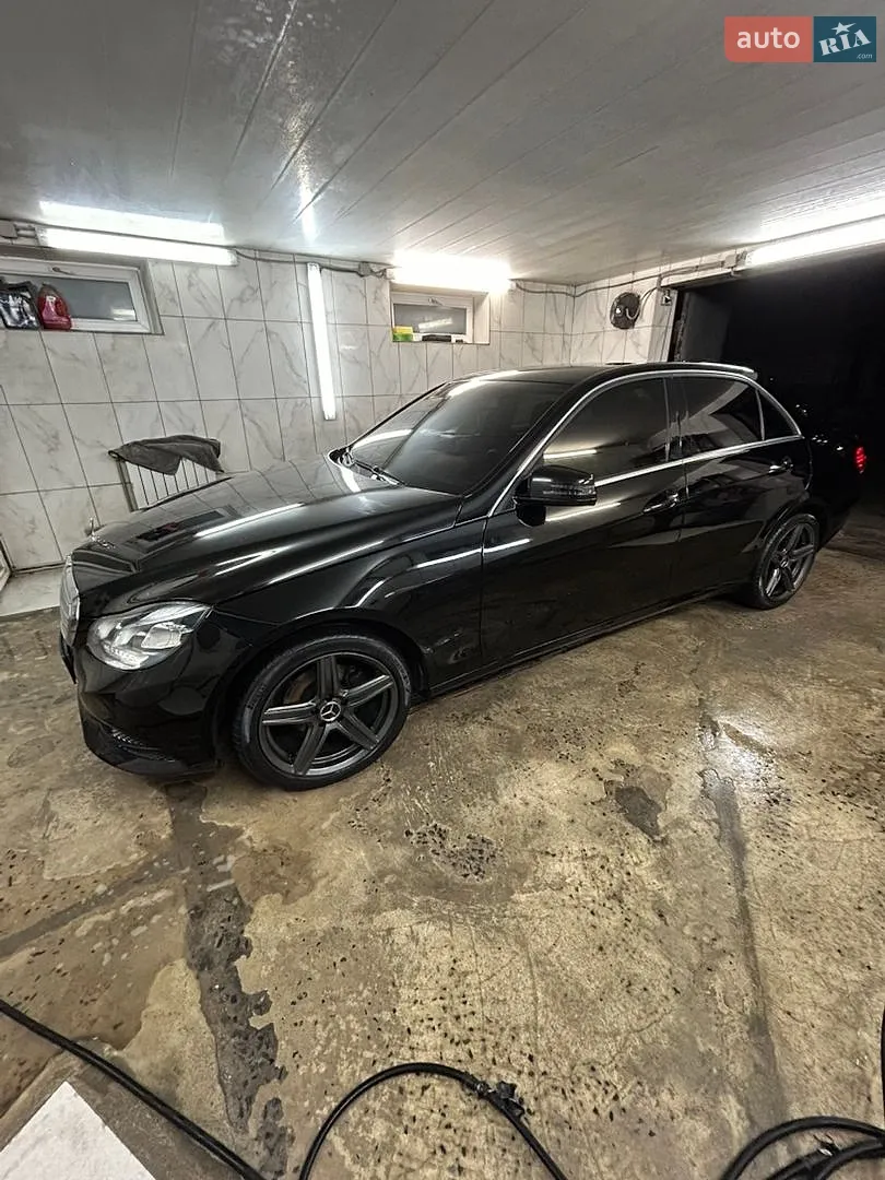 2014 Mercedes-Benz E-klasse - фото 1
