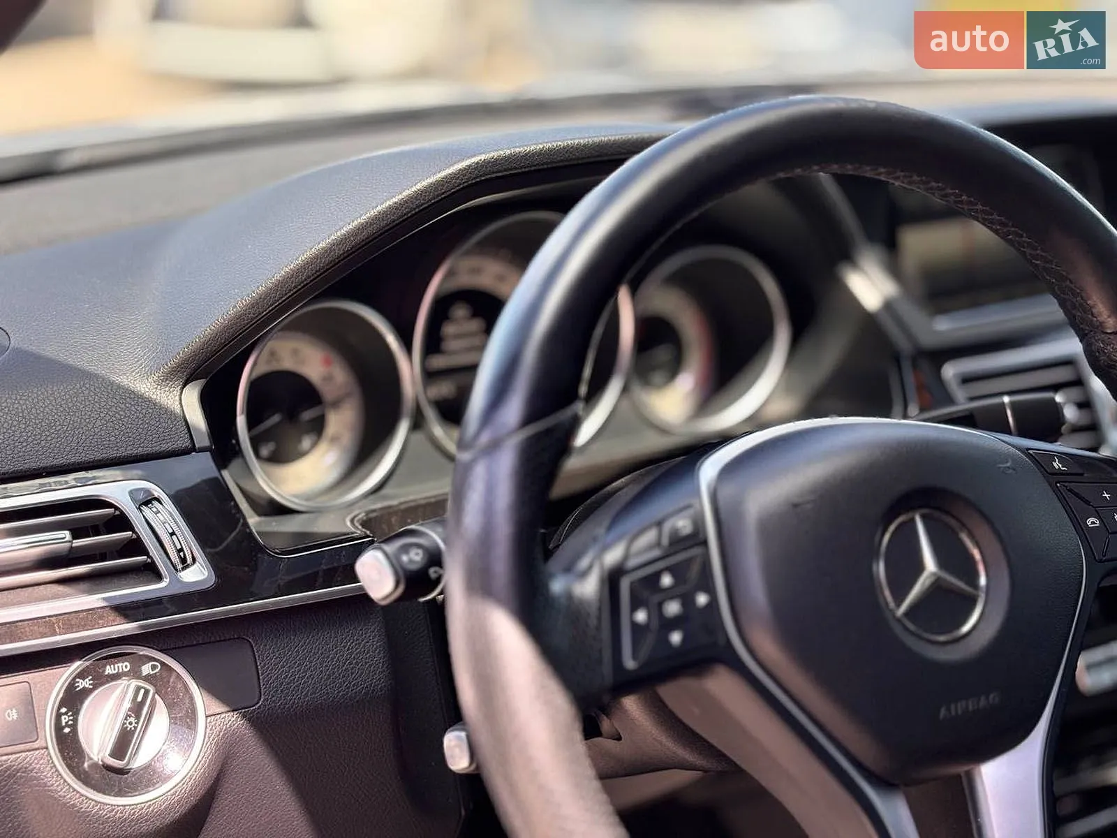 2013 Mercedes-Benz E-klasse - мініатюра 27