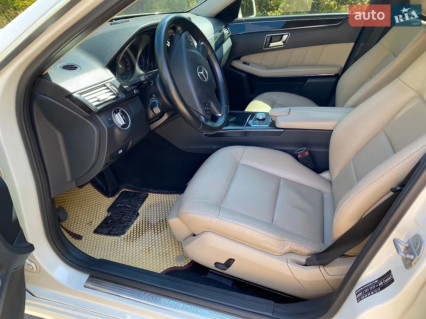 2010 Mercedes-Benz E-klasse - мініатюра 30