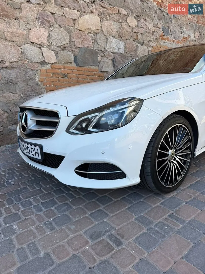 2015 Mercedes-Benz E-klasse - фото 1
