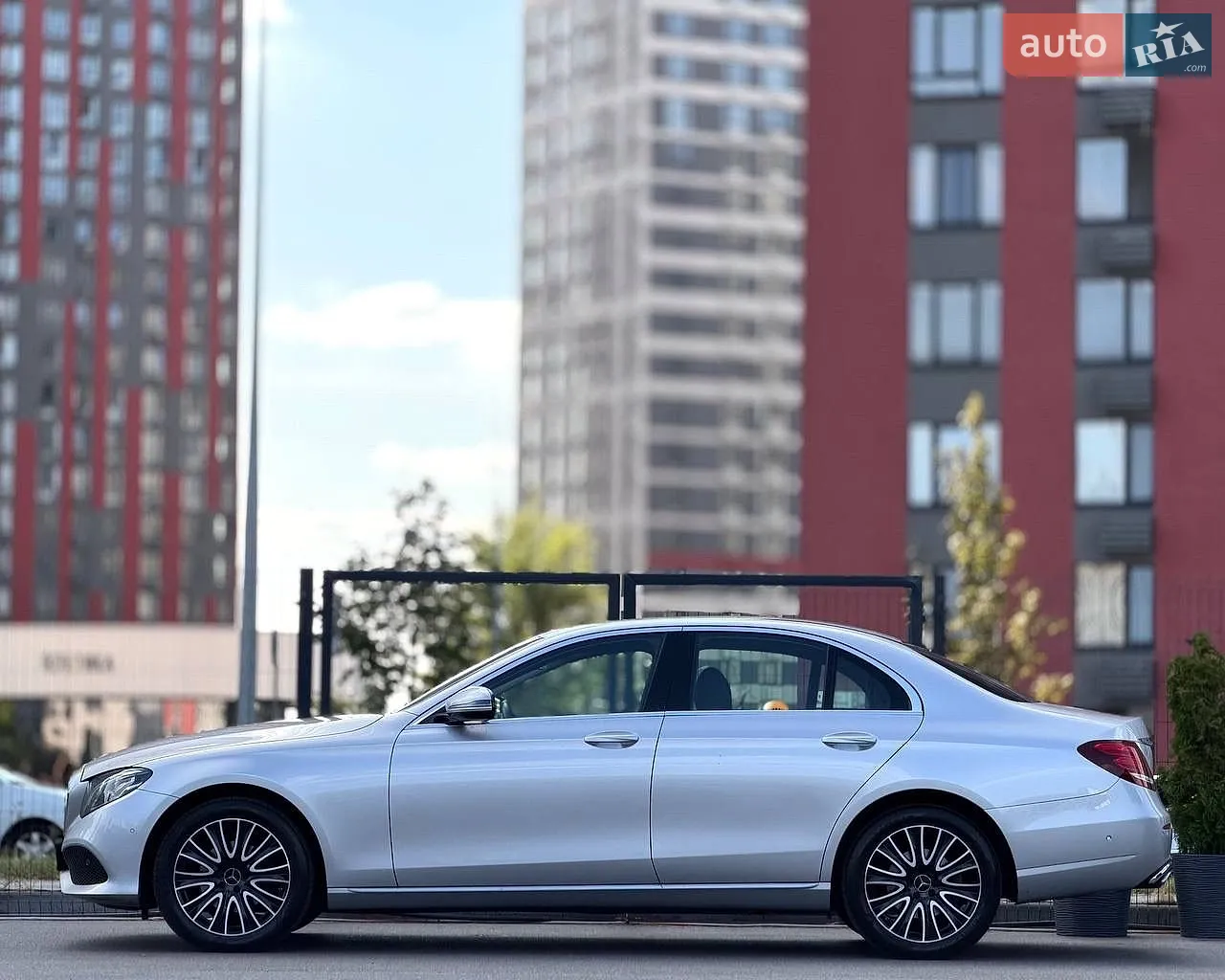 2016 Mercedes-Benz E-klasse - мініатюра 11