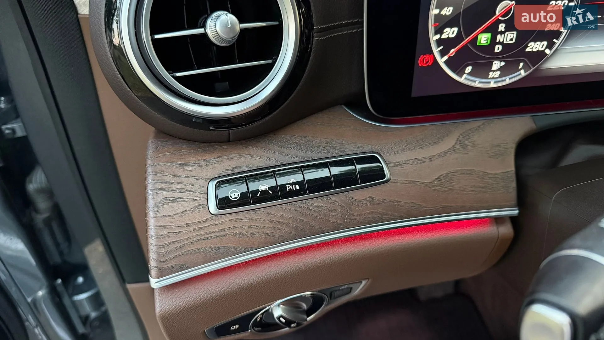 2016 Mercedes-Benz E-klasse - мініатюра 41