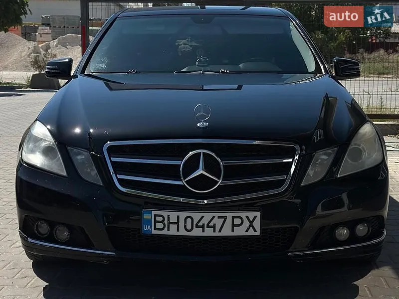 Mercedes-Benz E-Class 2010