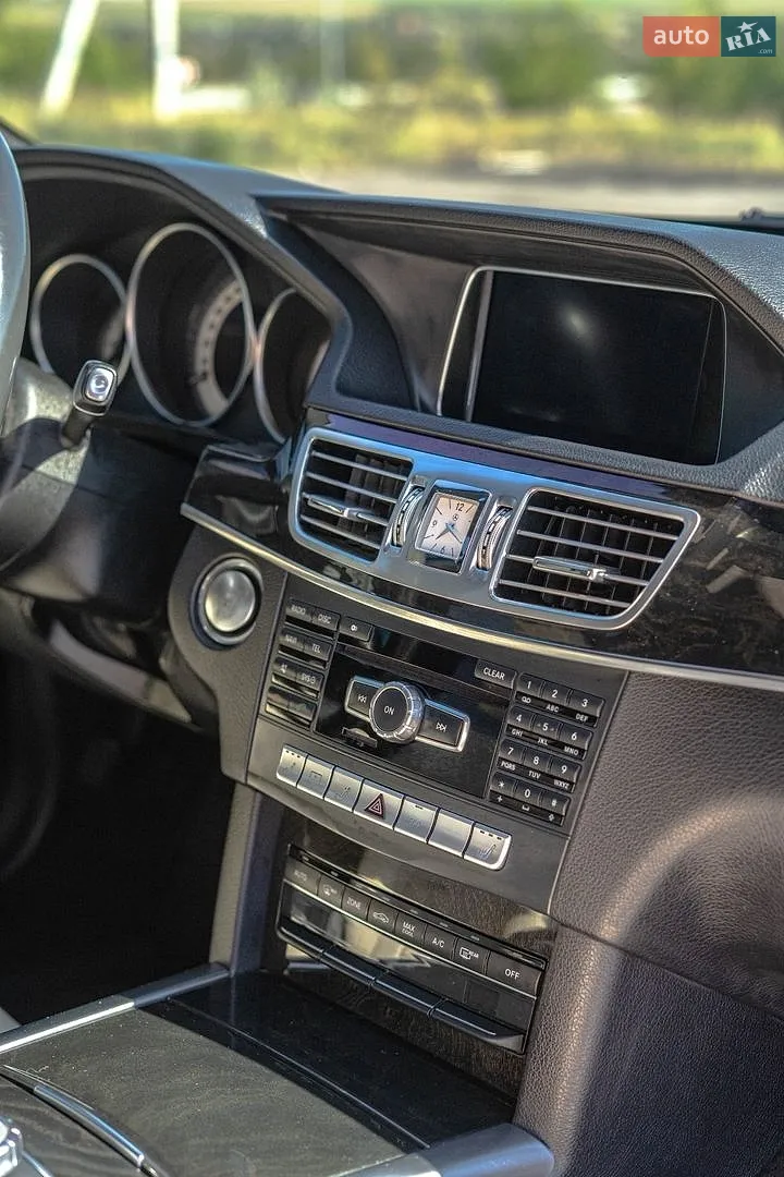 2013 Mercedes-Benz E-klasse - мініатюра 37