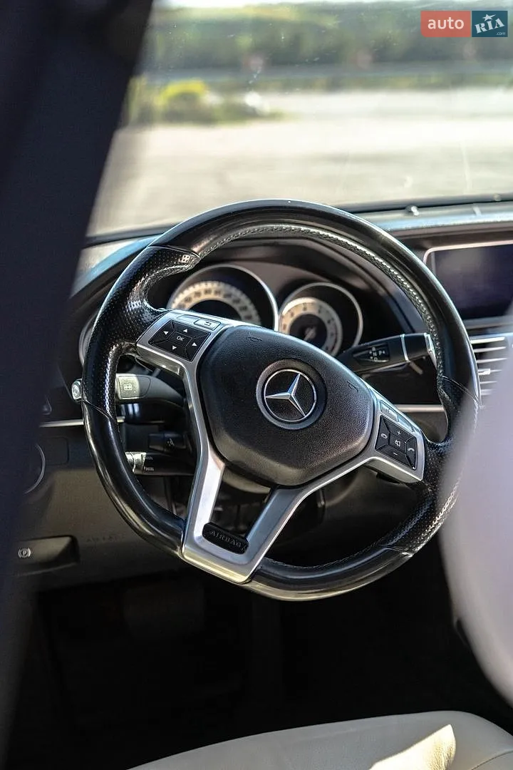 2013 Mercedes-Benz E-klasse - мініатюра 48