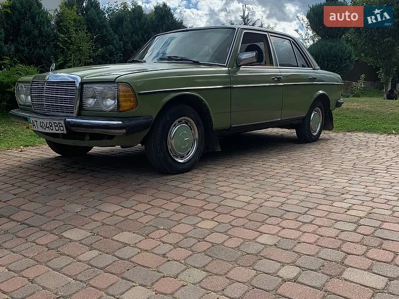 Mercedes-Benz E-Class 1981