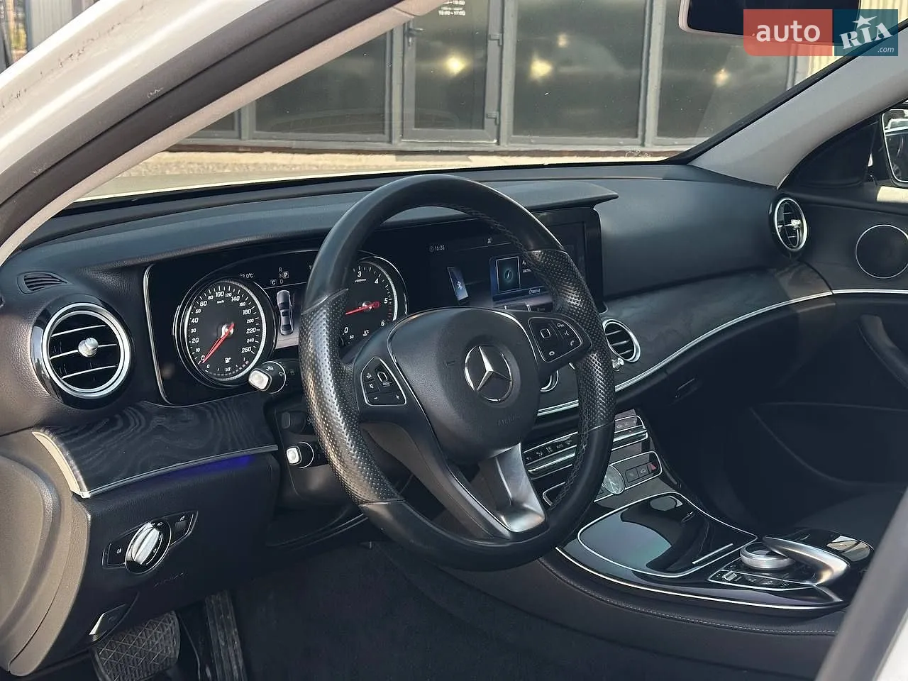2016 Mercedes-Benz E-klasse - мініатюра 9