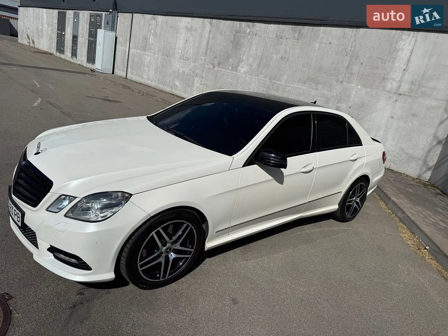 2013 Mercedes-Benz E-klasse - мініатюра 7