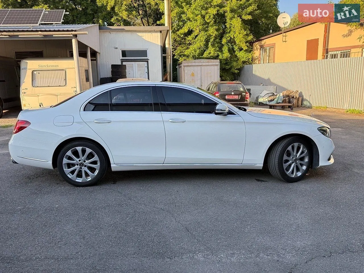 2016 Mercedes-Benz E-klasse - мініатюра 8