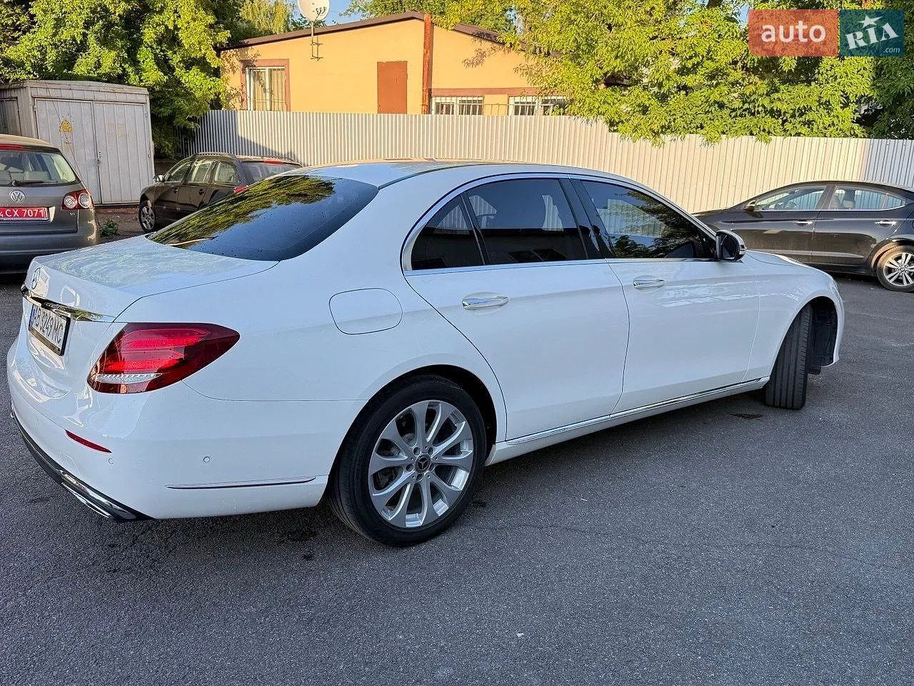 2016 Mercedes-Benz E-klasse - мініатюра 13