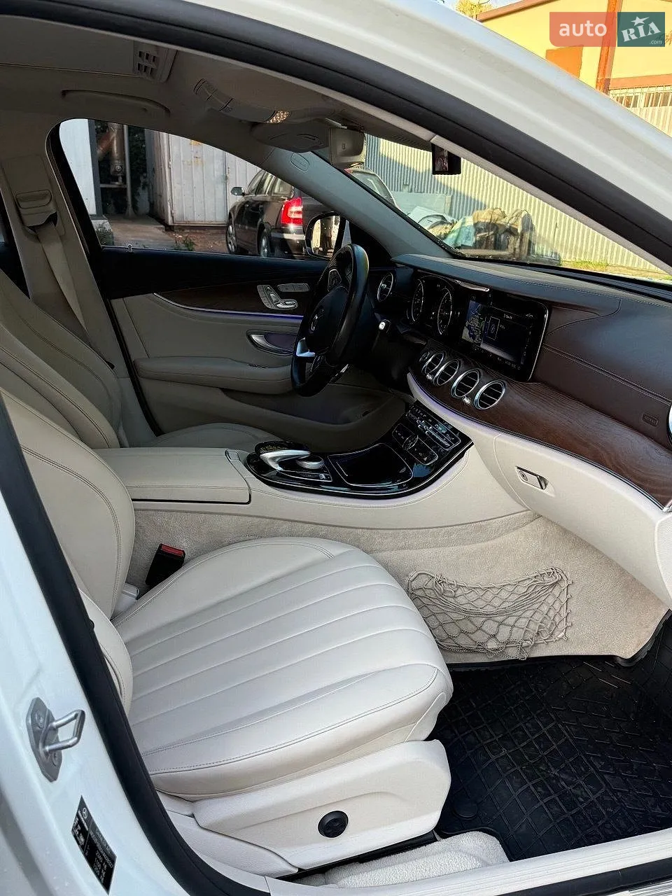 2016 Mercedes-Benz E-klasse - мініатюра 15