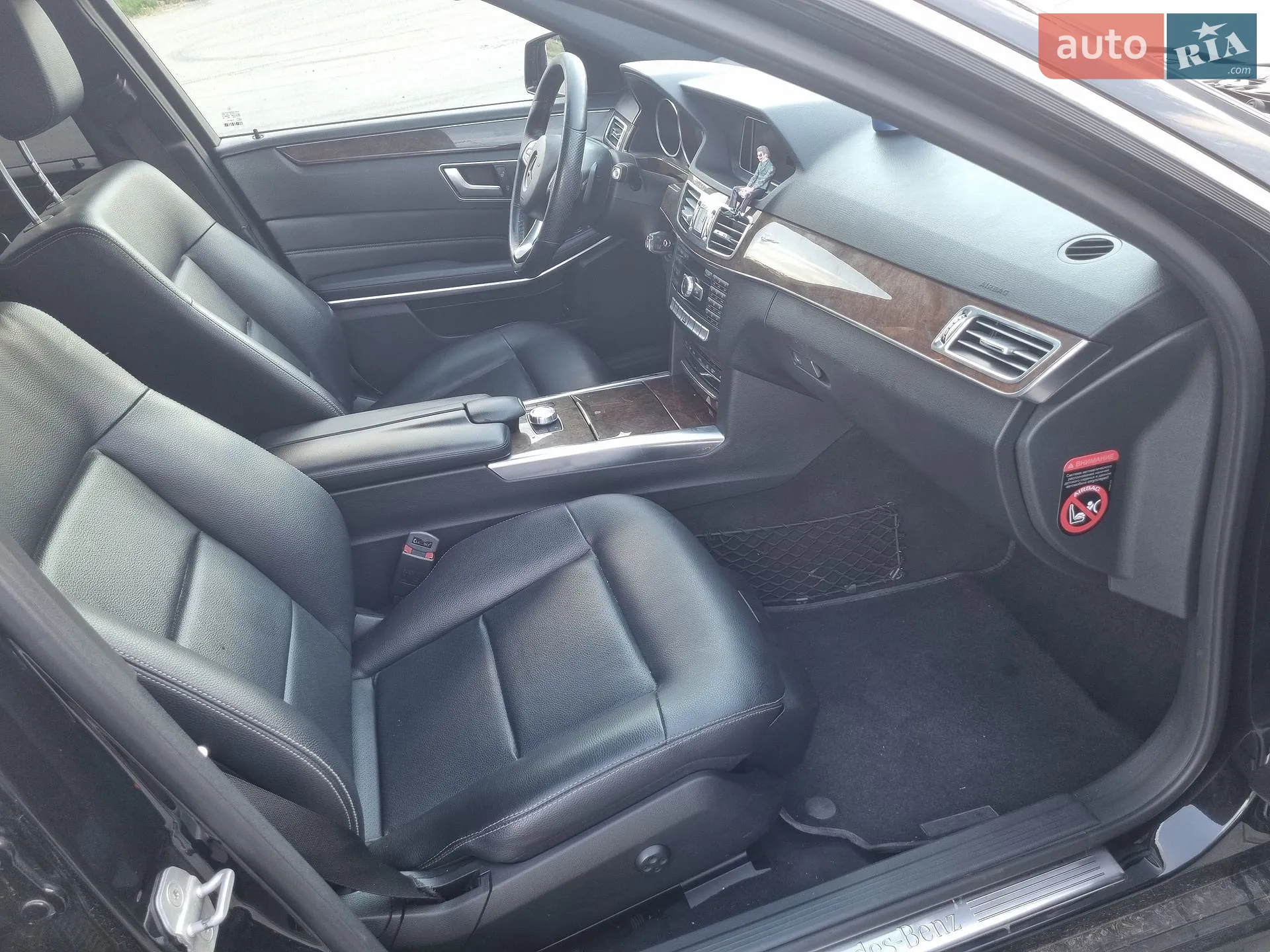 2013 Mercedes-Benz E-klasse - мініатюра 24
