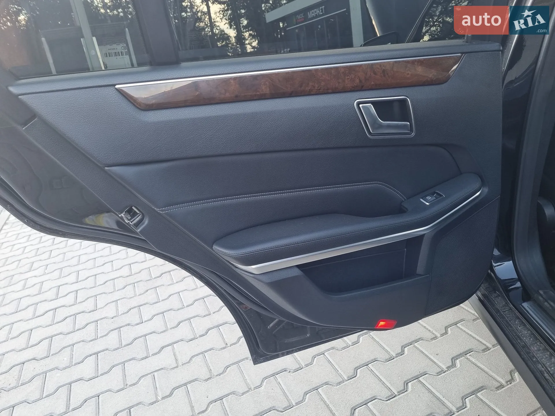 2013 Mercedes-Benz E-klasse - мініатюра 26