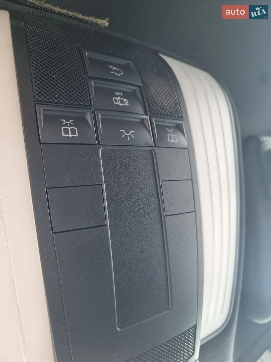 2013 Mercedes-Benz E-klasse - мініатюра 36