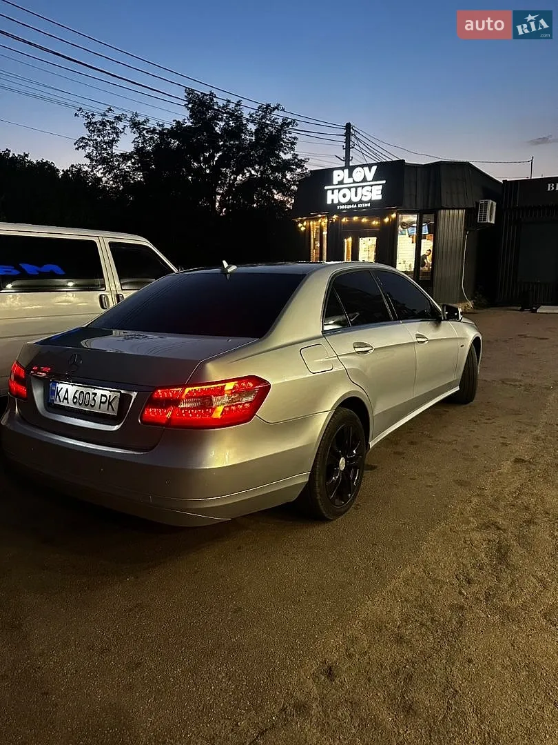 2011 Mercedes-Benz E-klasse - мініатюра 11