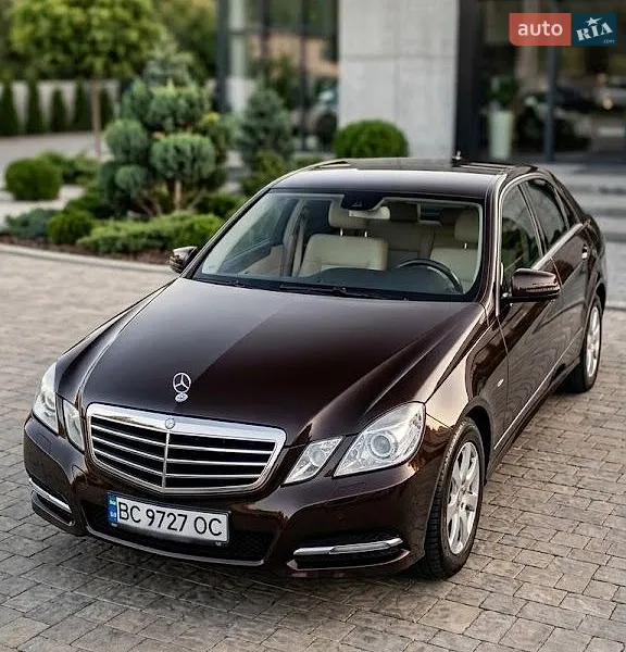 Mercedes-Benz E-Class 2011