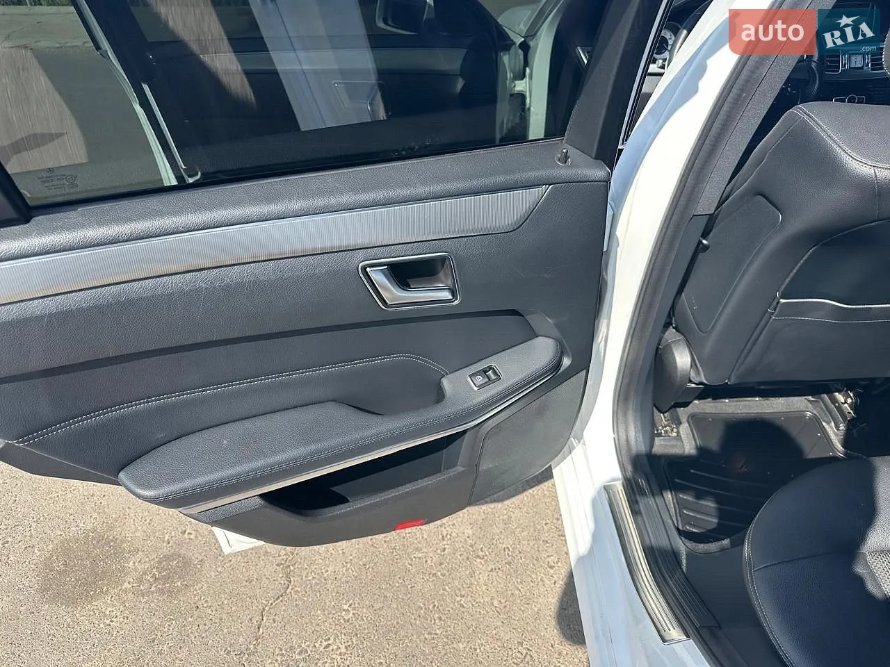 2014 Mercedes-Benz E-klasse - мініатюра 32