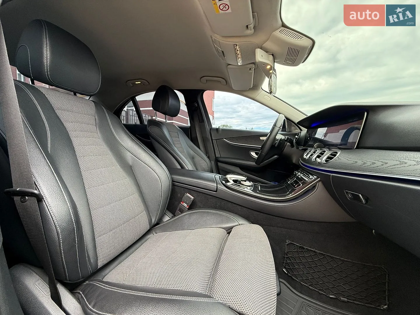 2016 Mercedes-Benz E-klasse - мініатюра 28