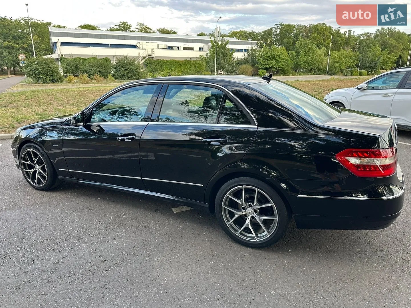 2010 Mercedes-Benz E-klasse - мініатюра 8