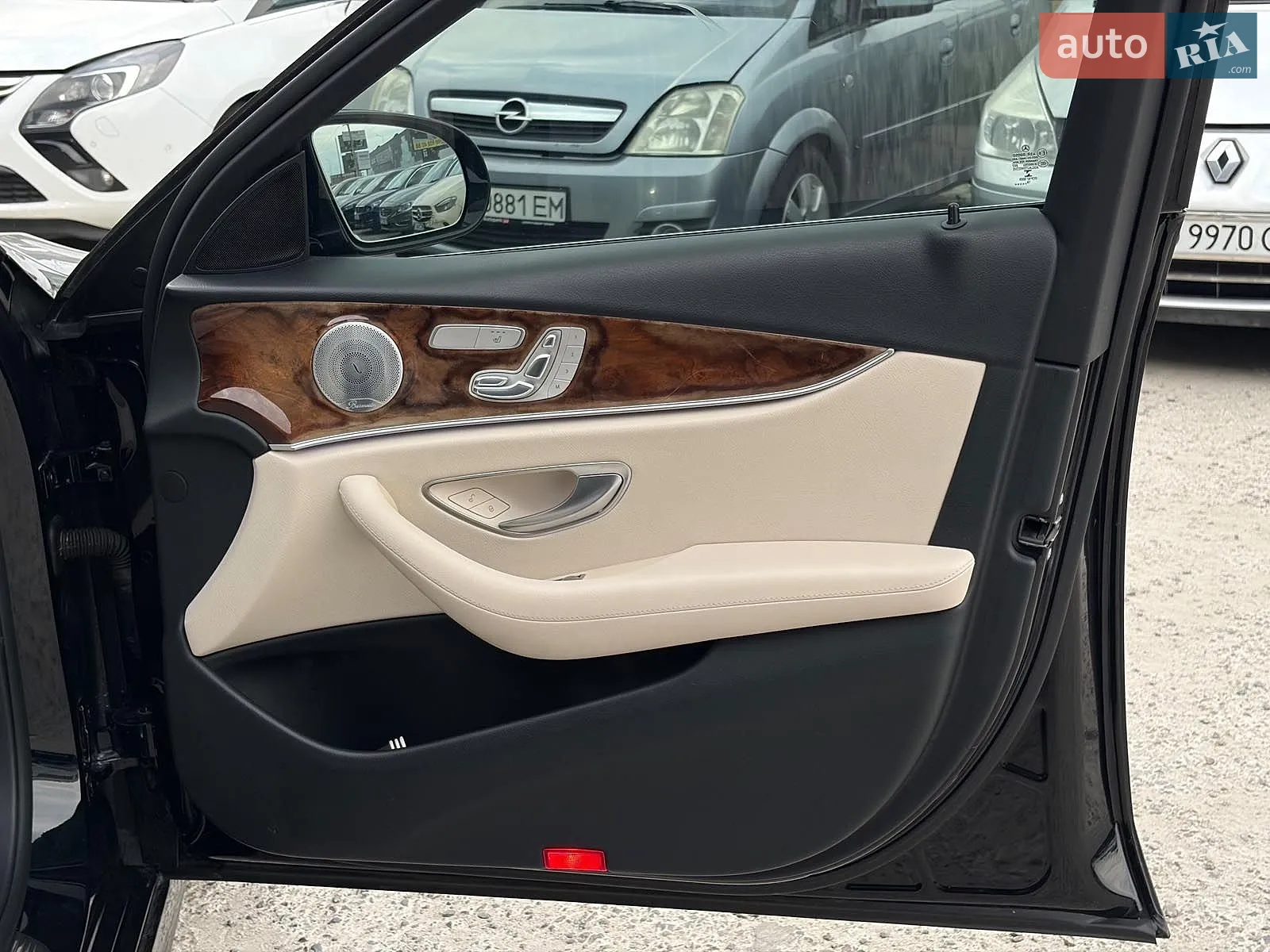 2016 Mercedes-Benz E-klasse - мініатюра 33