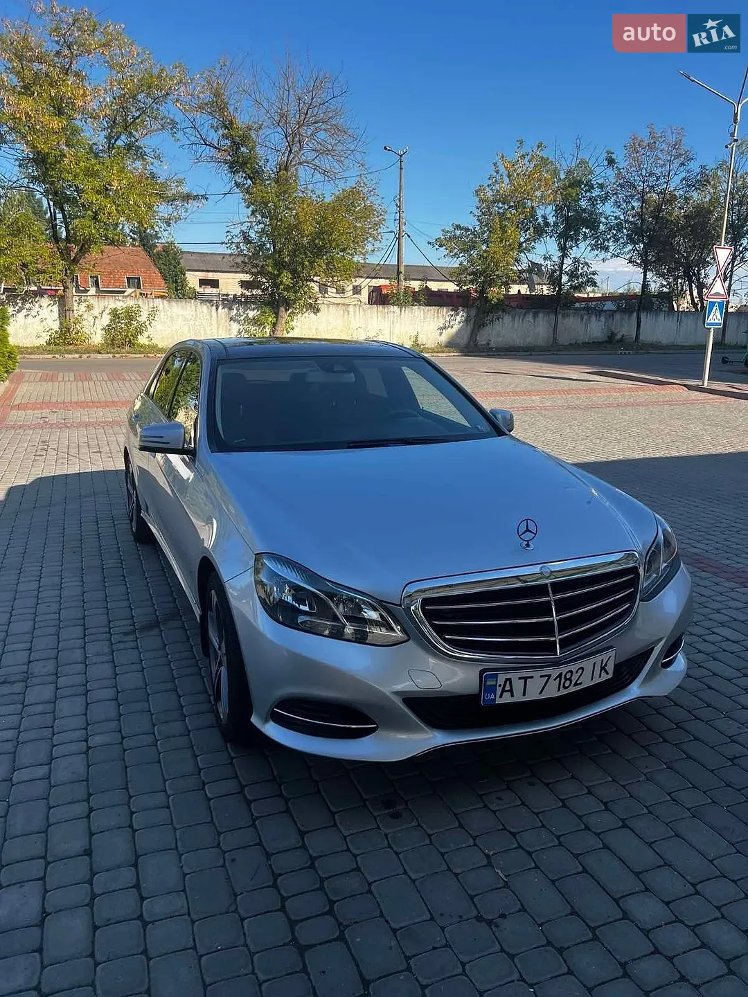 2013 Mercedes-Benz E-klasse - мініатюра 20