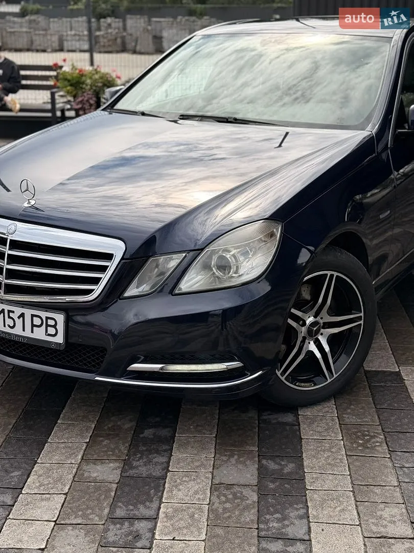 2011 Mercedes-Benz E-klasse - мініатюра 2