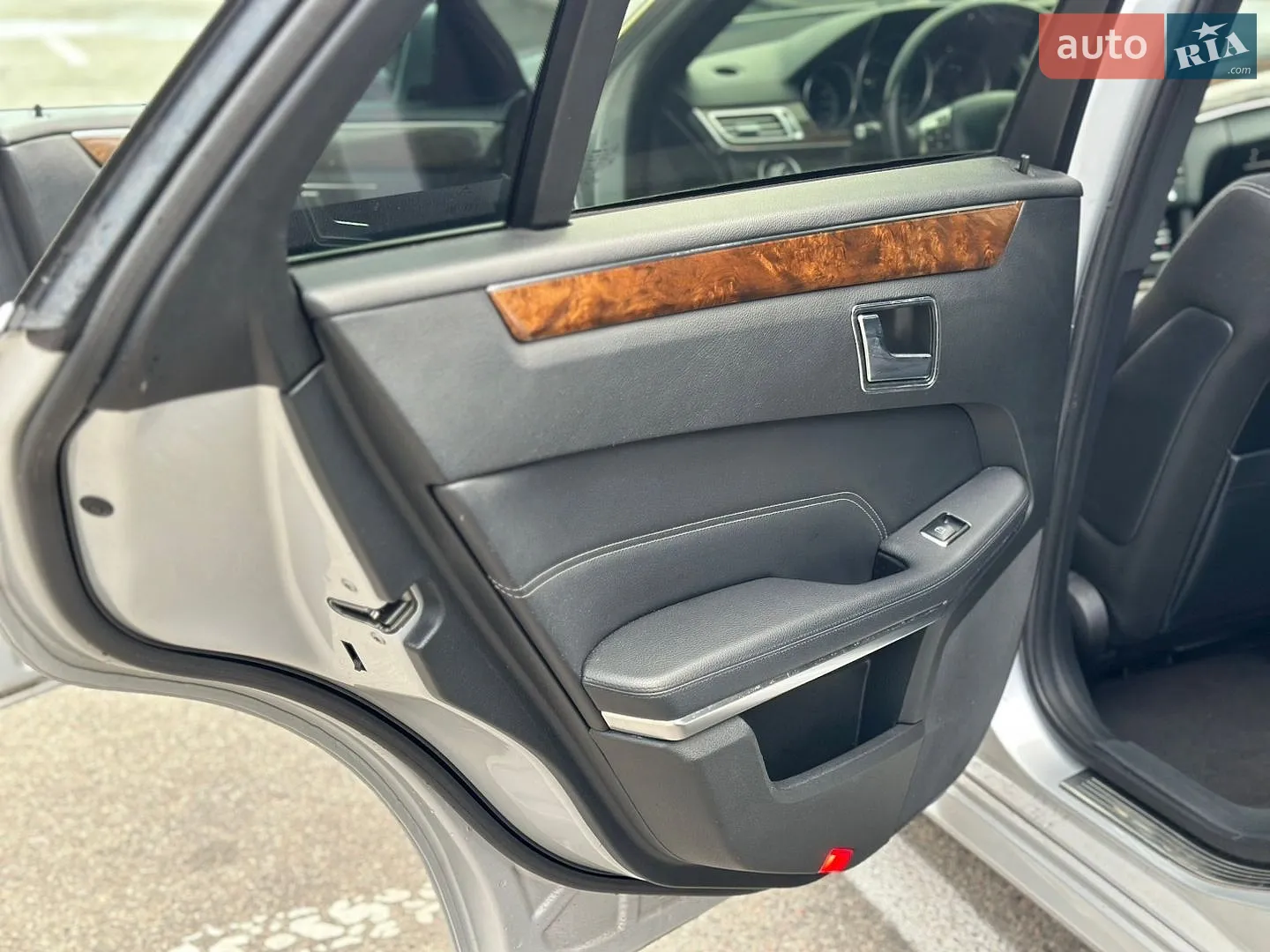 2015 Mercedes-Benz E-klasse - мініатюра 30