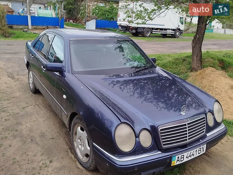 Mercedes-Benz E-Class 1998