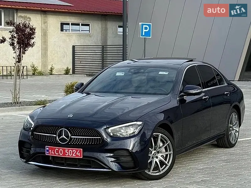Mercedes-Benz E-Class 2022