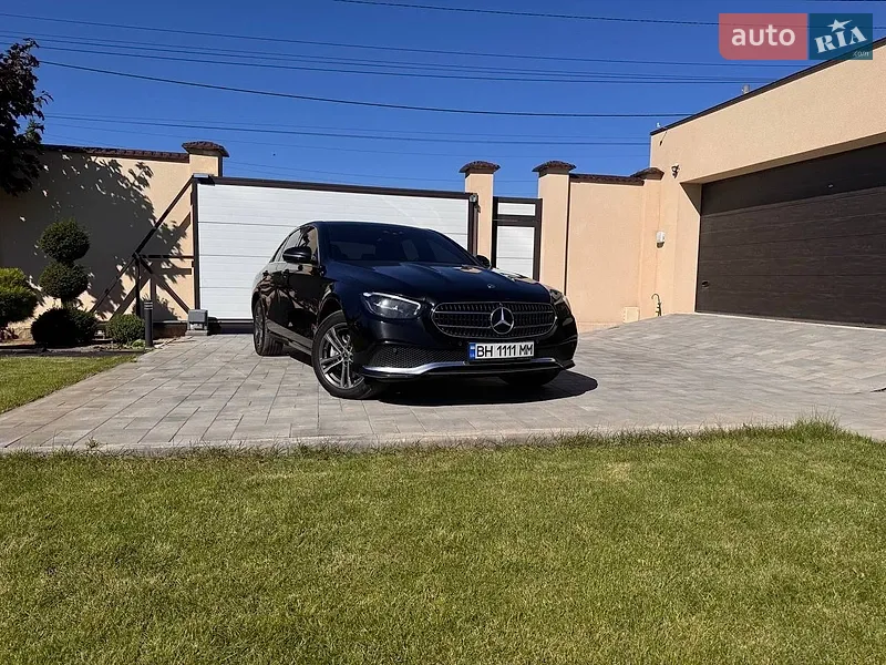 Mercedes-Benz E-Class 2021