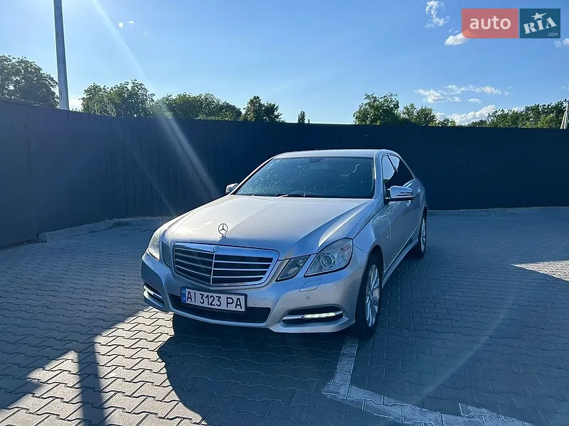 Mercedes-Benz E-Class 2012