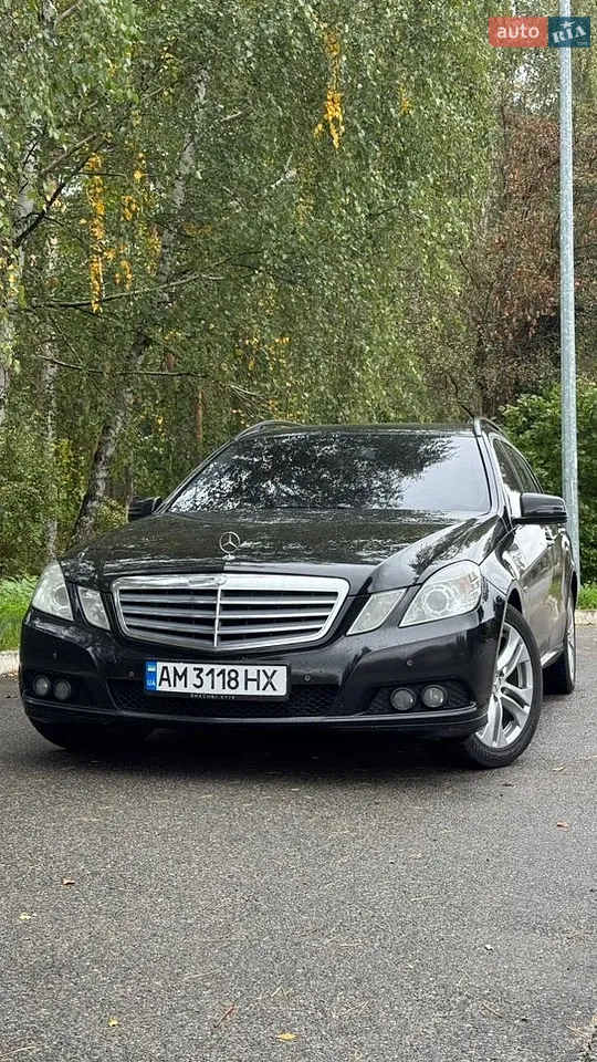 Mercedes-Benz E-Class 2010