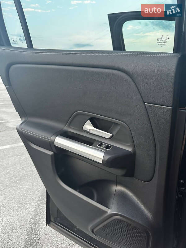 Хэтчбек Mercedes-Benz EQA 2022 в Ужгороде