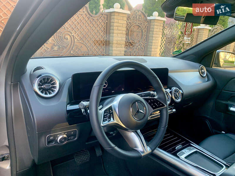 Позашляховик / Кросовер Mercedes-Benz EQA 2024 в Сваляві