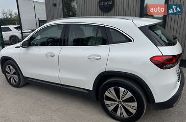 Хетчбек Mercedes-Benz EQA 2021 в 