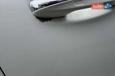 Хетчбек Mercedes-Benz EQA 2021 в 