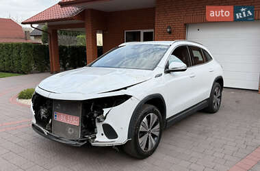 Хетчбек Mercedes-Benz EQA 2022 в 