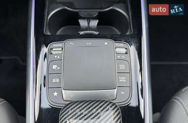 Хетчбек Mercedes-Benz EQA 2022 в 
