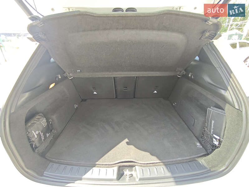 Хетчбек Mercedes-Benz EQA 2021 в Києві