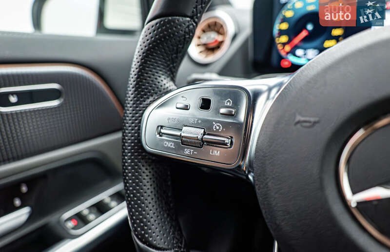 Хэтчбек Mercedes-Benz EQA 2022 в Киеве