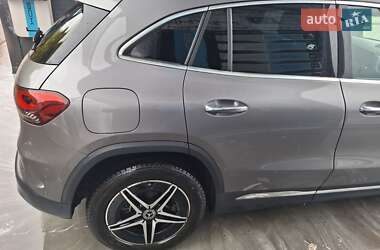 Хэтчбек Mercedes-Benz EQA 2021 в 