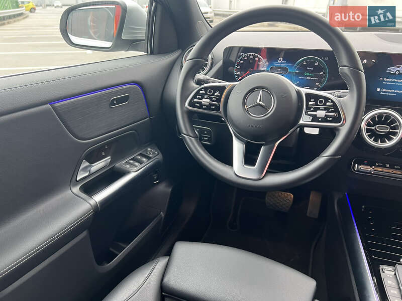 Хэтчбек Mercedes-Benz EQA 2023 в Киеве